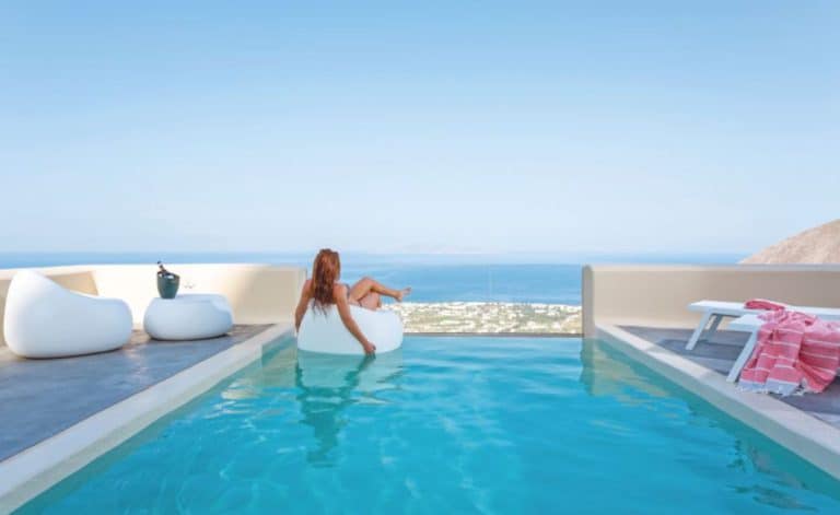 Skyfall Luxury Suites